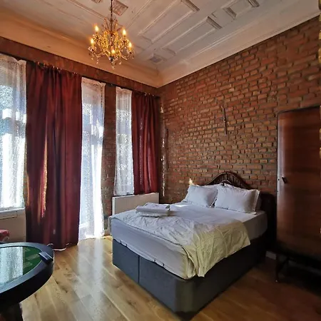 Apartamento Casa 1899 *